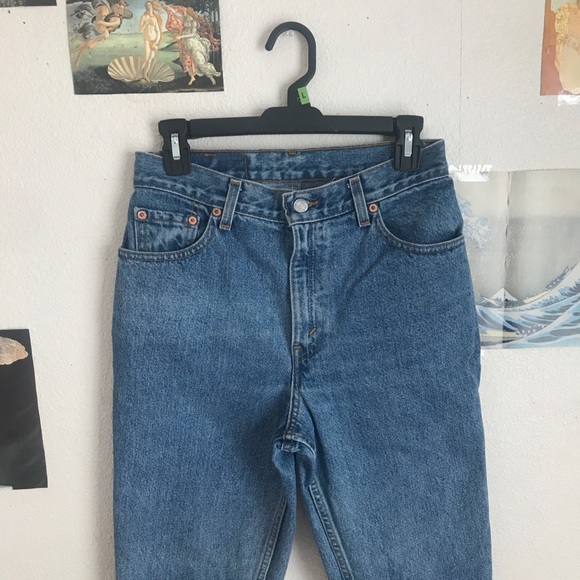 Vintage 90s high waisted Levi’s 550 jeans - Picture 3 of 4